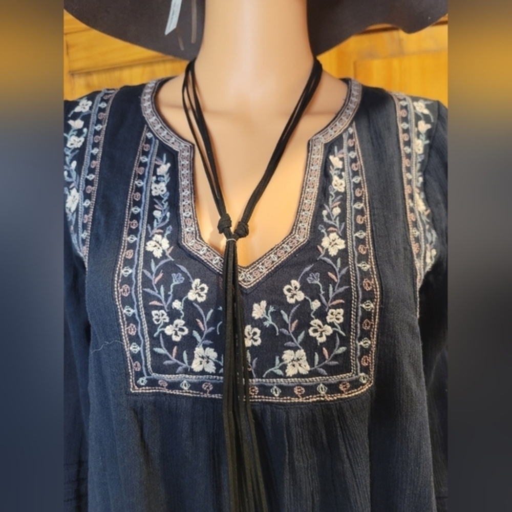 Abercrombie And‎ Fitch Navy Blue Embroidered Women's Dress - Picture 2 of 5
